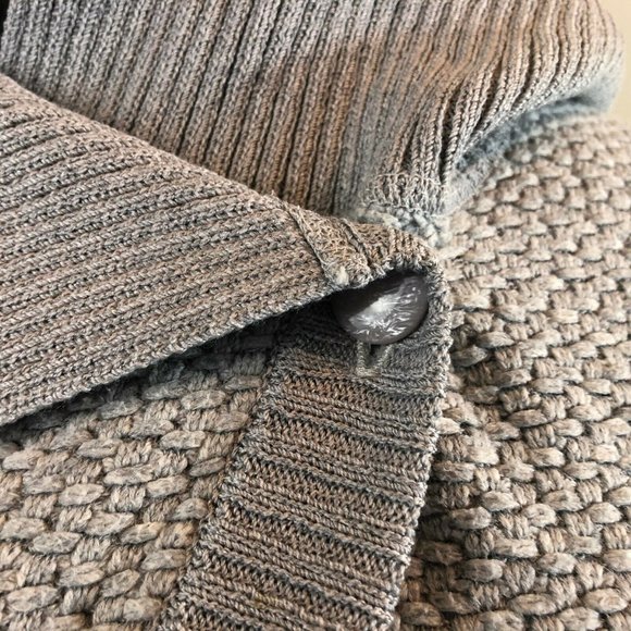 *Flawed* St. John One Button Sweater Cardigan - Picture 2 of 7